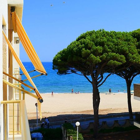 Rentalmar Playmar Кембрилс Екстериор снимка